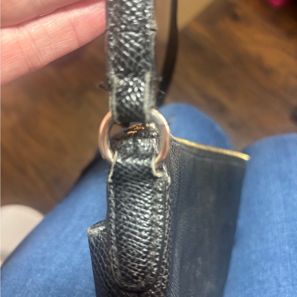 Coach East West Crossbody Elegant Cross Grain Leather - Picture 16 of 16